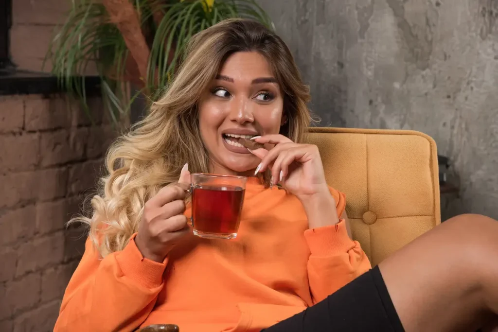 femme tasse tisane